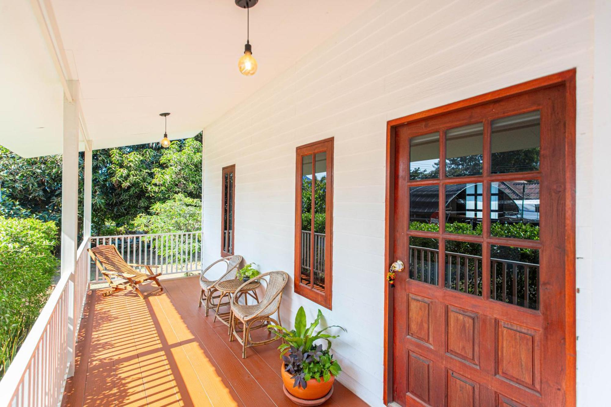 Vawa Guesthouse Kanchanaburi Exterior foto